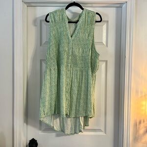 GUC | Torrid Green Sleeveless Blouse